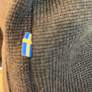 Fjallraven No 5 Cardigan- only worn handful of times. Size M